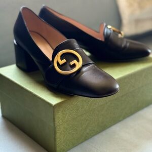 Gucci Black Leather Loafers with Gold Accent